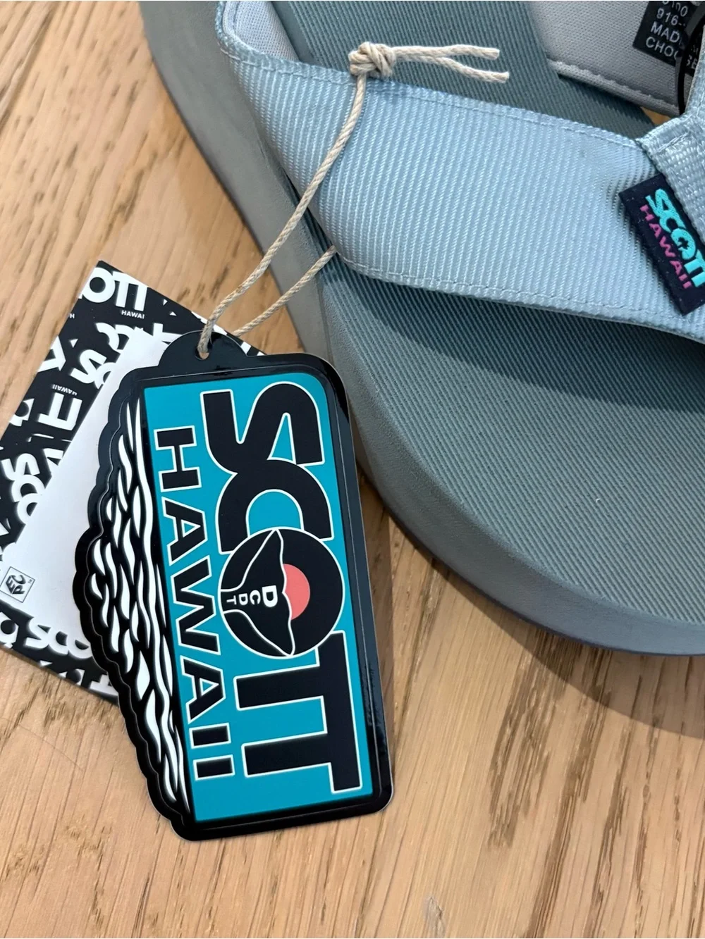 Scott Hawai’i x Descendant Women's Platform Flip Flops